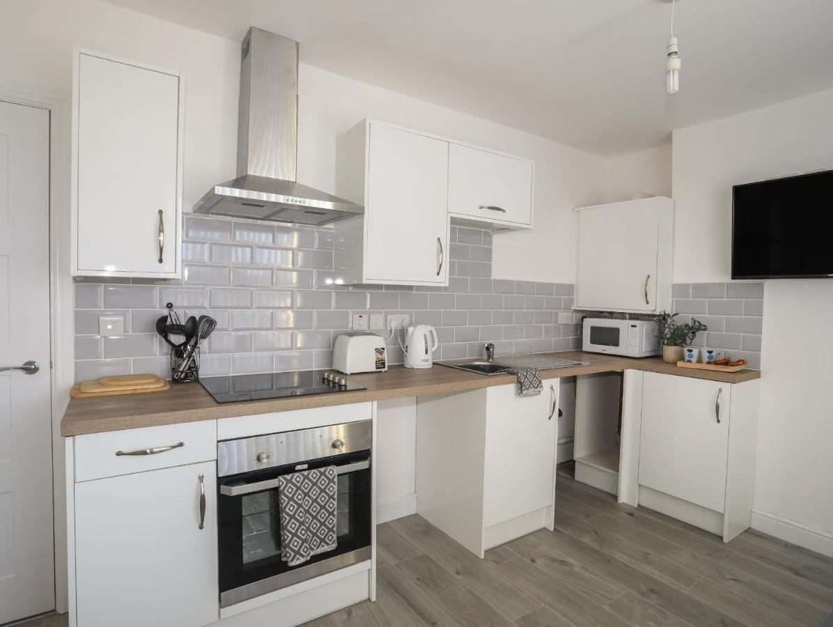 Port Apartment 1 Holyhead Exterior foto