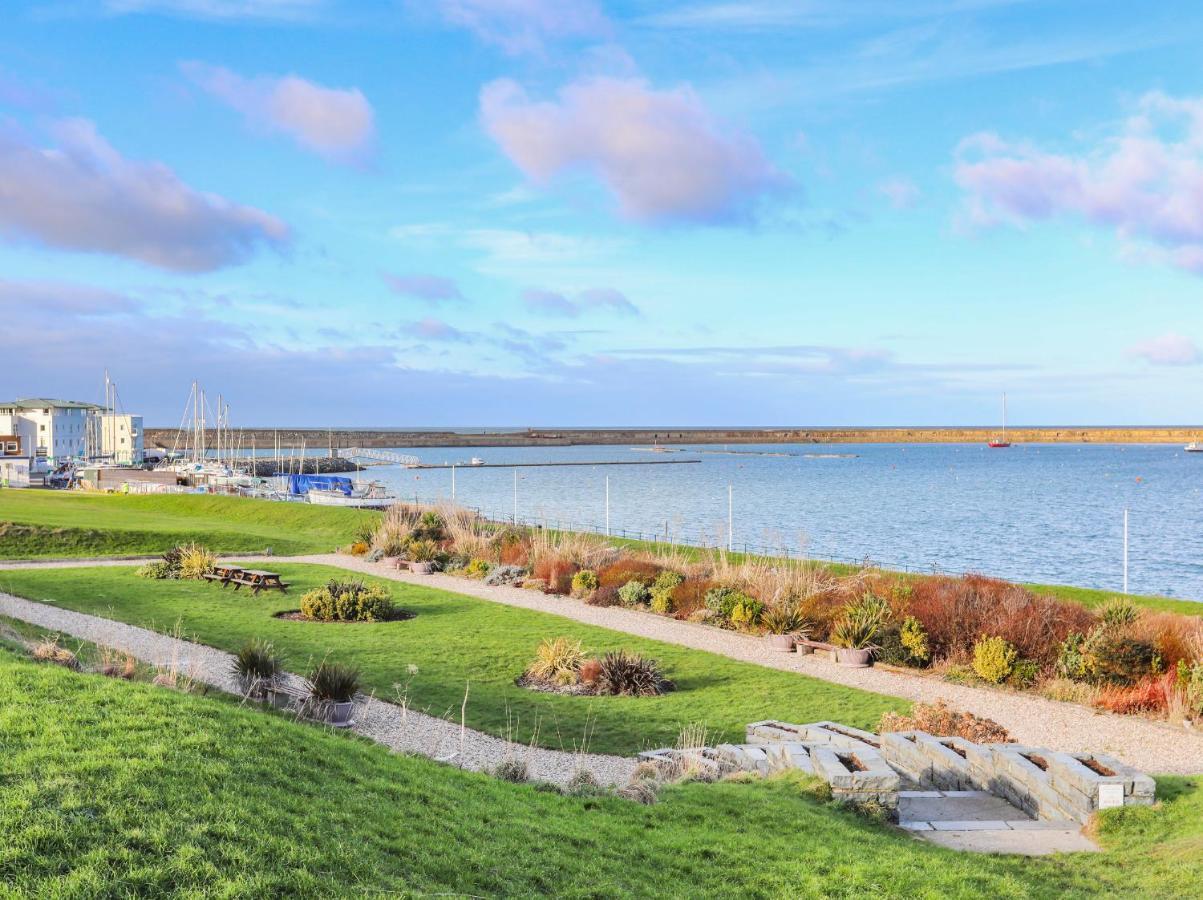 Port Apartment 1 Holyhead Exterior foto